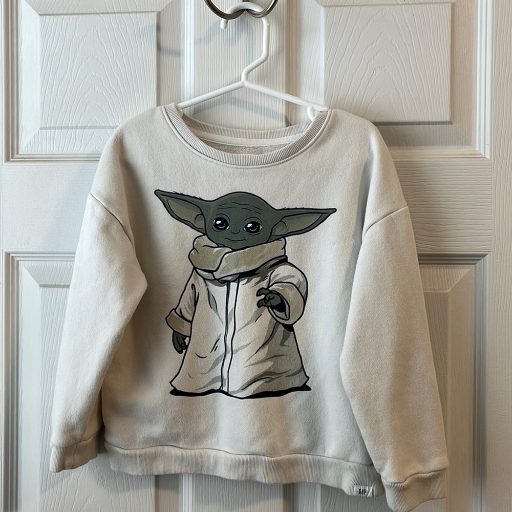 Star Wars “Baby Yoda” Sweatshirt - Size 5T